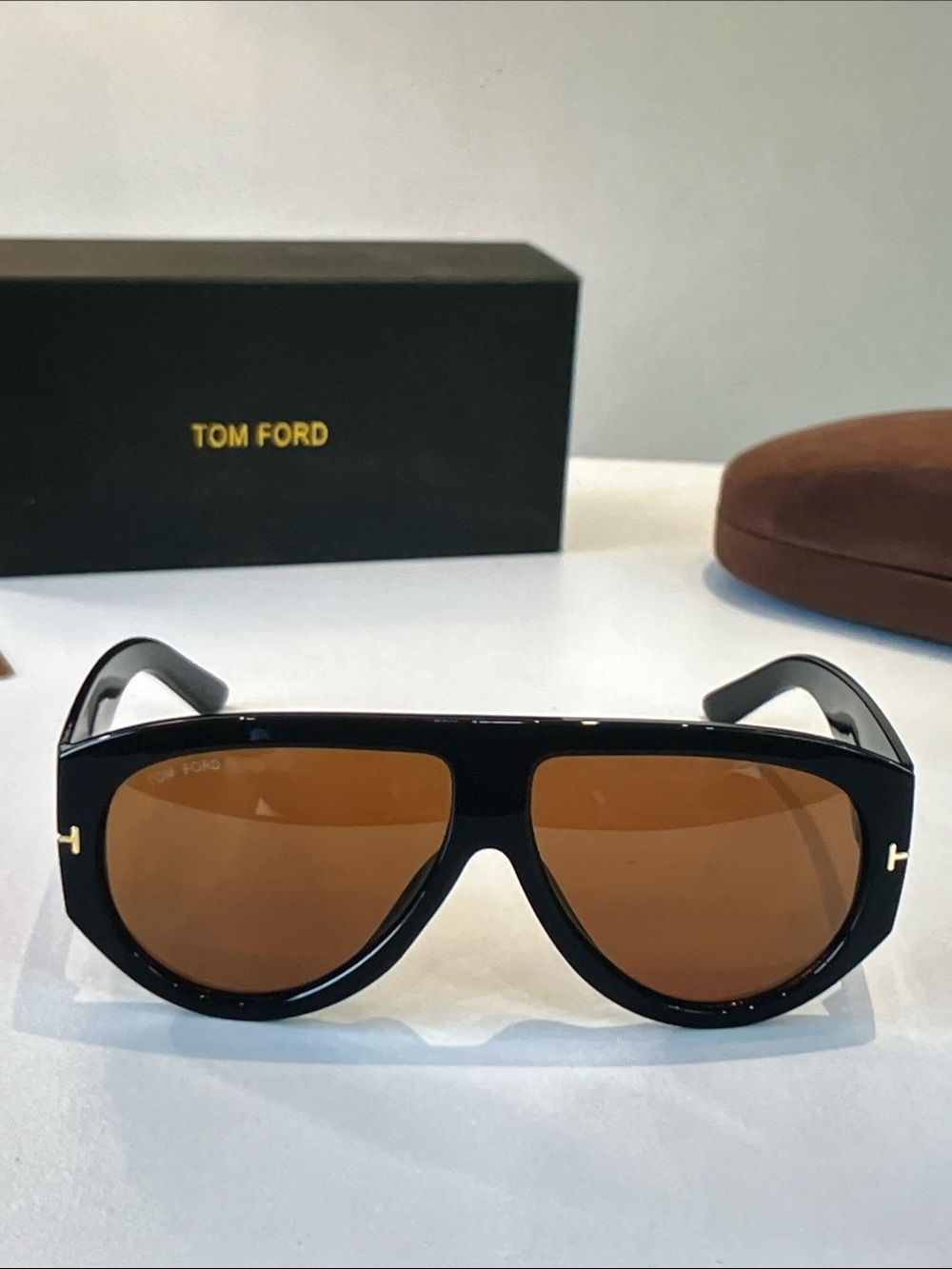 Tom Ford Glossy Black Sunglasses with Brown Lenses - Picture 2 of 8